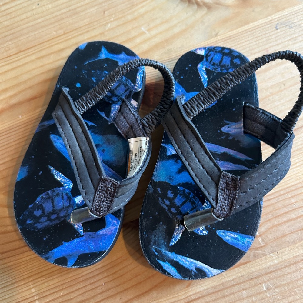 Carters Shark Flip Flop Sandals Size 4